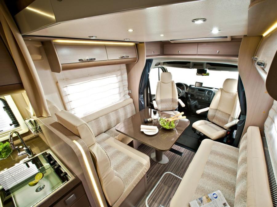 Интерьер Adria Matrix Supreme 2011 года  (фото 8 из 9)